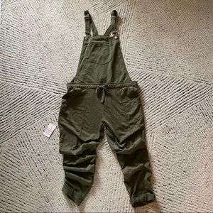 NWT Z Supply knit gathered waist overalls